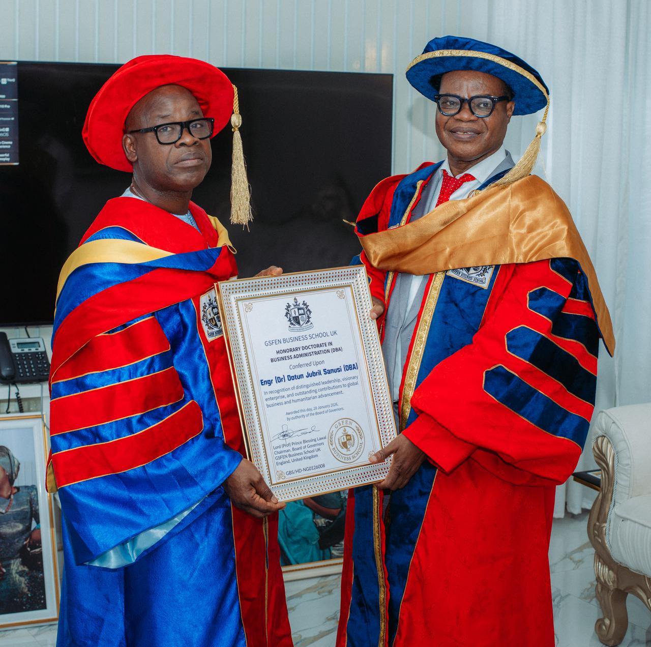 工程师兼博士Dotun Jubril Sanusi 工程师兼博士Dotun Jubril Sanusi