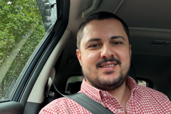 တည်ထောင်သူ Daniel Battaglia တည်ထောင်သူ Daniel Battaglia