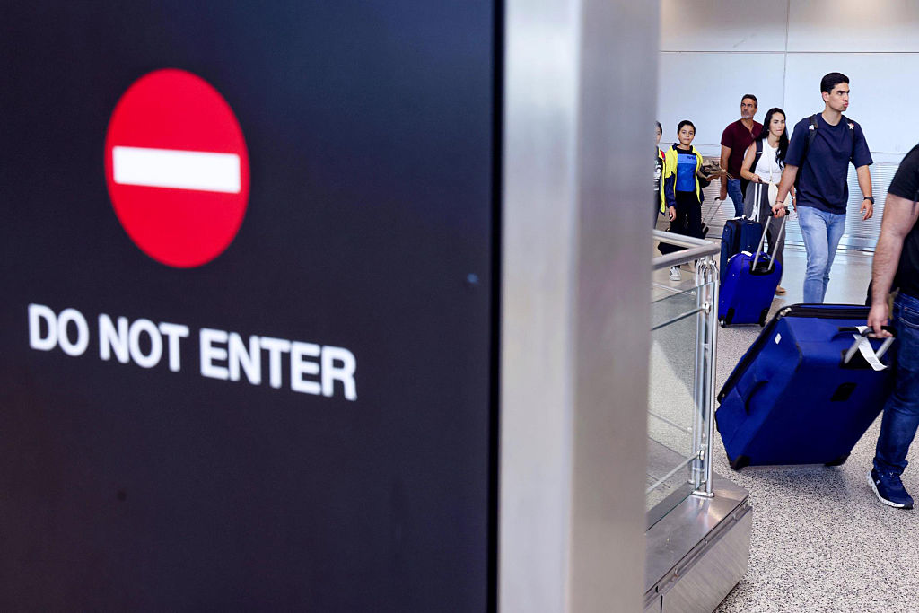 US-NEWS-TRUMP-TRAVEL-BAN-VENEZUELANS-MI