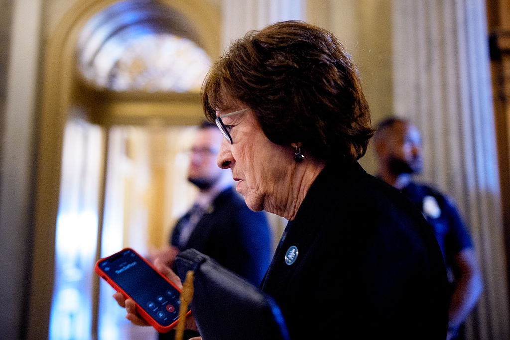 Anggota Senat Memilih Tentang Rencana Undang-Undang Perawatan Kesehatan